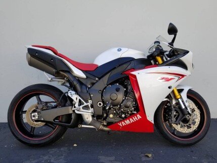 2009 Yamaha YZF-R1 Motorcycles for Sale - Motorcycles on Autotrader